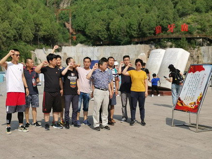 1989890.jpg 1989890.jpg